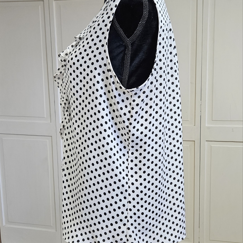 INC International Concepts women's large white & black polka-dot sleeveless top - Picture 4 of 7